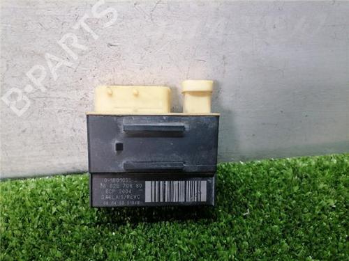 Used Electronic module Electronic module CITROËN XSARA PICASSO (N68) 1.6 HDi (90 hp) 33679376 33679376