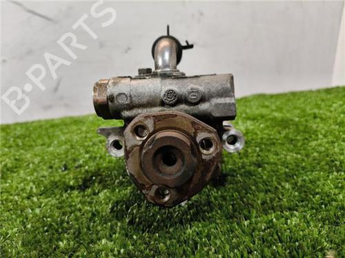 Used Steering pump Steering pump VW GOLF IV (1J1) 1.6 16V (105 hp) 33711928 33711928