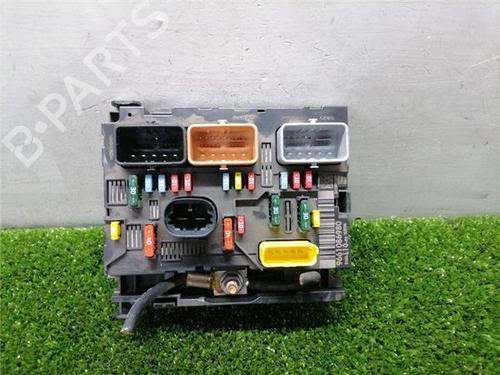 Sikringsdose PEUGEOT 207 Hatchback Van (WA_, WC_) 1.4 HDi (68 hp) 32399577