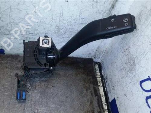 Used Switch VW GOLF V (1K1) 1.9 TDI (105 hp) 31896058