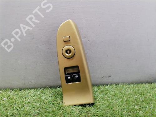 left-front-window-switch-kia-ceed-hatchback-ed-2006-2007-2008-2009-2010-2011-2012-33478041 main image