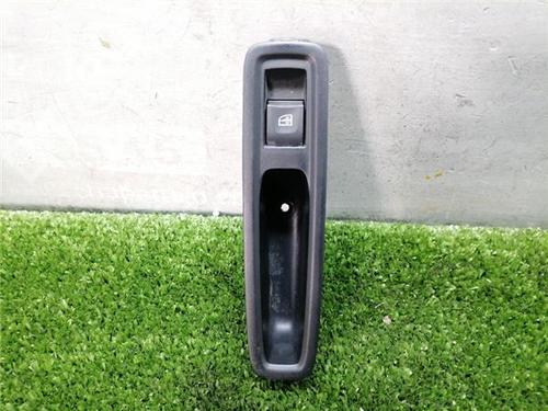 Used Right rear window switch Right rear window switch DACIA SANDERO III 1.0 TCe LPG (91 hp) 33947781 33947781