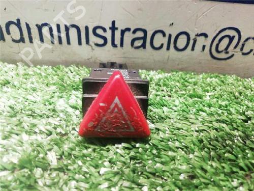 warning-switch-audi-a3-8p1-2003-2004-2005-2006-2007-2008-2009-2010-2011-2012-2013-31896918 main image