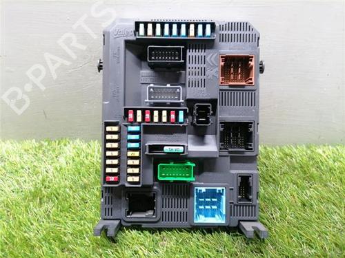 Used Fuse box PEUGEOT 208 I (CA_, CC_) 1.6 BlueHDi 100 (100 hp) 31935142