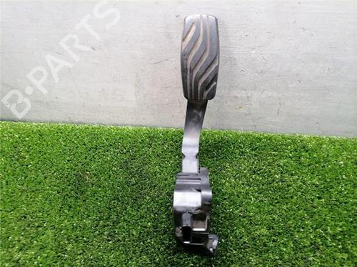 pedal-dacia-logan-iii-3k_-2021-32768464 main image