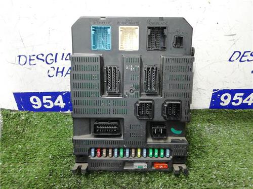 Used Fuse box Fuse box PEUGEOT 207 (WA_, WC_) 1.6 16V VTi (120 hp) 31890089 31890089