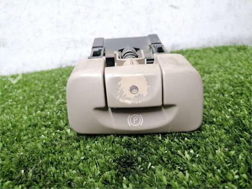 electric-handbrake-renault-scenic-ii-jm01_-2003-2004-2005-2006-2007-2008-2009-2010-36656433 main image
