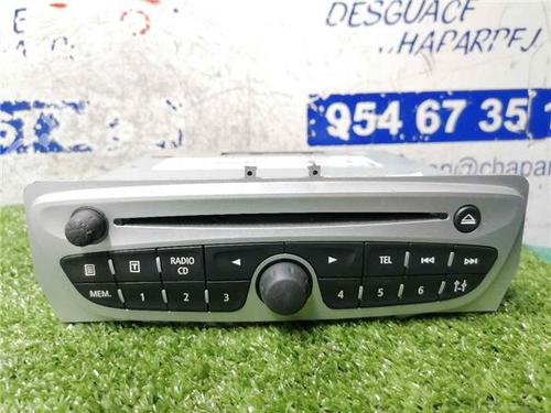 Used Radio Radio RENAULT MEGANE II (BM0/1_, CM0/1_) 1.5 dCi (BM1F, CM1F) (86 hp) 31900052 31900052