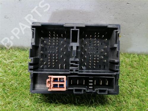 Fuse box FIAT FREEMONT (345_) 2.0 JTD | BP31890868E1