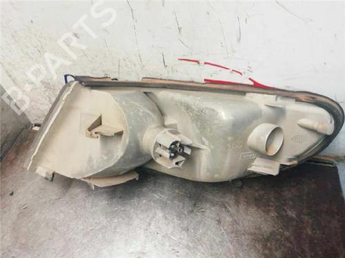 Right headlight SAAB 9-3 (YS3D) 2.2 TiD | BP31889661C29