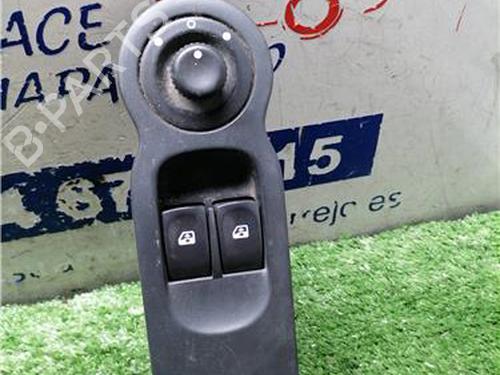 left-front-window-switch-renault-modus-grand-modus-fjp0_-2004-31898598 main image