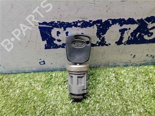 Used Switch FORD FIESTA V (JH_, JD_) 1.3 (69 hp) 31900361