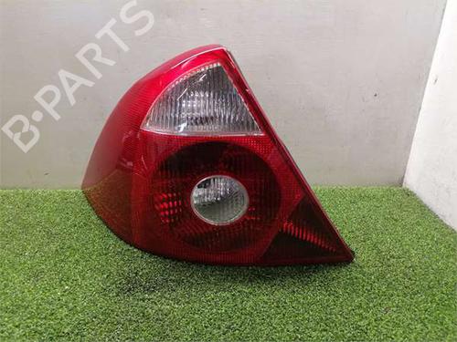 left-taillight-ford-mondeo-iii-b5y-2000-2001-2002-2003-2004-2005-2006-2007-39112236 main image