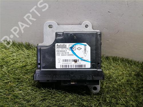 Used ECU airbags RENAULT KADJAR (HA_, HL_) 1.2 TCe 130 (HLMR) (130 hp) 31901176