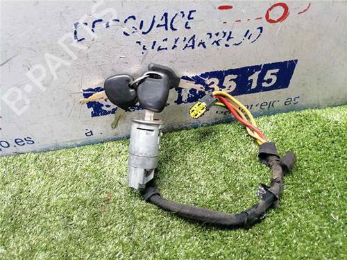 Interruttore RENAULT CLIO I (B/C57_, 5/357_) 1.2 (5/357Y, 5/357K) (54 hp) 31900331