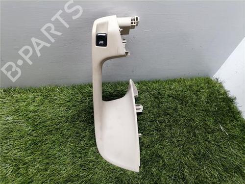 right-rear-window-switch-audi-q5-8rb-2008-2009-2010-2011-2012-2013-2014-2015-2016-2017-2018-2019-31900830 main image