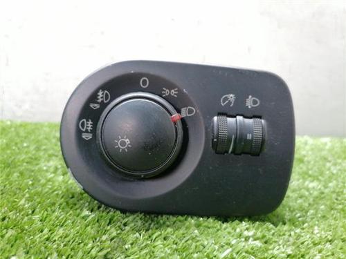 switch-seat-leon-1p1-2005-2006-2007-2008-2009-2010-2011-2012-2013-33478019 main image