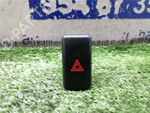 Bouton de warning MAZDA 3 (BK) 1.6 DI Turbo (109 hp) 31899067