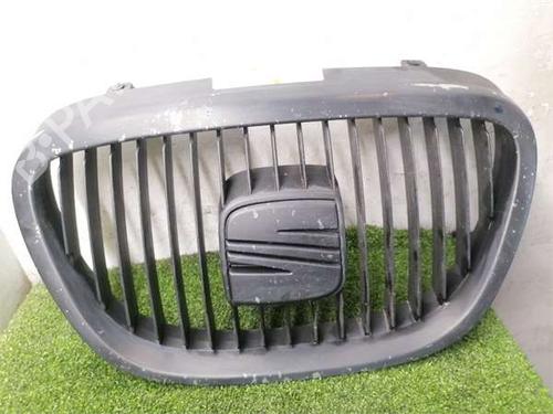 Used Grille Grille SEAT LEON (1P1) 1.9 TDI (105 hp) 40517475 40517475