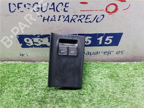 Interrupteur de vitre avant gauche AUDI A4 B5 (8D2) 1.9 TDI (110 hp) 31898966