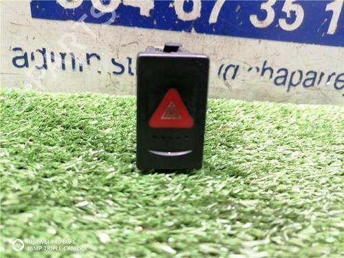 Bouton de warning VW PASSAT B5.5 (3B3) 1.8 T 20V (150 hp) 31897756