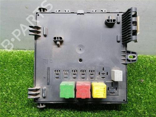 Fuse box OPEL VECTRA C (Z02) 1.9 CDTI (F69) | BP33808183E1 - Image 2