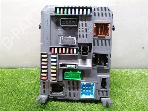 Used Fuse box Fuse box CITROËN C4 CACTUS 1.6 BlueHDi 100 (99 hp) 33278524 33278524