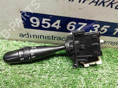 switch-toyota-corolla-_e12_-2001-2002-2003-2004-2005-2006-2007-2008-31896772 main image