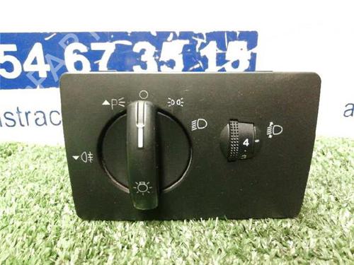 switch-ford-tourneo-connect-2002-2003-2004-2005-2006-2007-2008-2009-2010-2011-2012-2013-31896970 main image