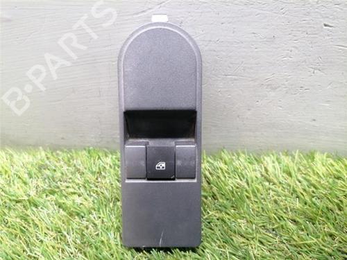 Used Right front window switch Right front window switch OPEL ASTRA H GTC (A04) 1.7 CDTi (L08) (101 hp) 36681793 36681793