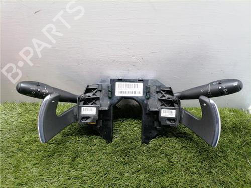 Comutador Comutador CITROËN C4 Picasso I MPV (UD_) 2.0 HDi 138 (136 hp) 35747205 35747205