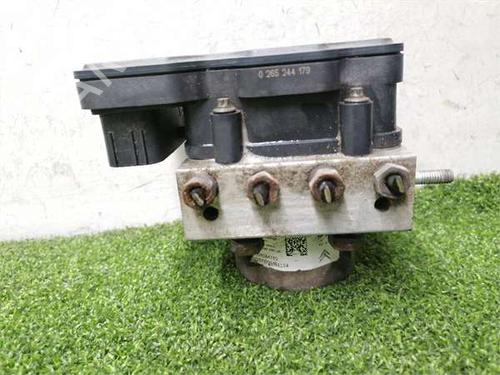 Used ABS pump ABS pump PEUGEOT 308 SW II (LC_, LJ_, LR_, LX_, L4_) 1.6 HDi / BlueHDi 115 (LCBHXM, LCBHXT) (115 hp) 40239622 40239622