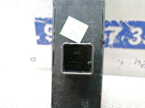Left front window switch VW PASSAT B6 Variant (3C5) 1.6 TDI | BP31899545I27