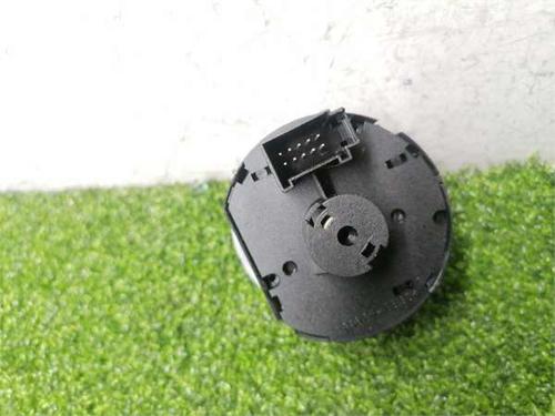 Headlight switch VW GOLF VI (5K1) 1.6 TDI | BP38474304I24 - Image 2