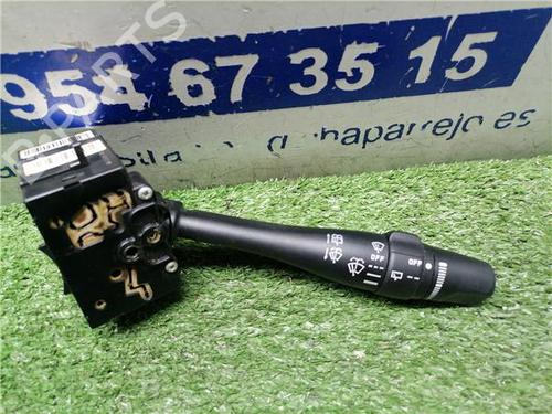 Used Switch NISSAN ALMERA TINO (V10) 2.2 dCi (115 hp) 31898041