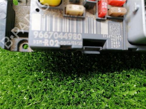 Fuse box CITROËN C4 Picasso I MPV (UD_) 1.6 HDi | BP32253742E1