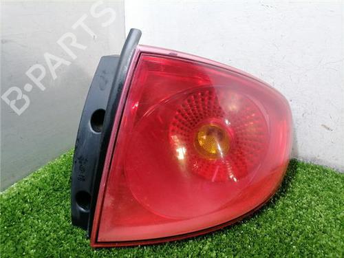 Used Right taillight Right taillight SEAT ALTEA (5P1) 1.9 TDI (105 hp) 33415767 33415767