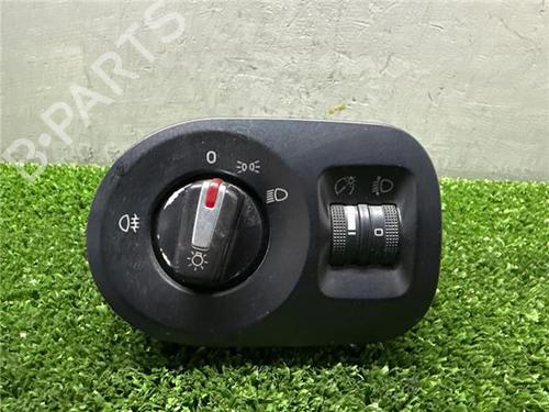 Used Switch Switch SEAT ALTEA XL (5P5, 5P8) 1.9 TDI (90 hp) 35747334 35747334