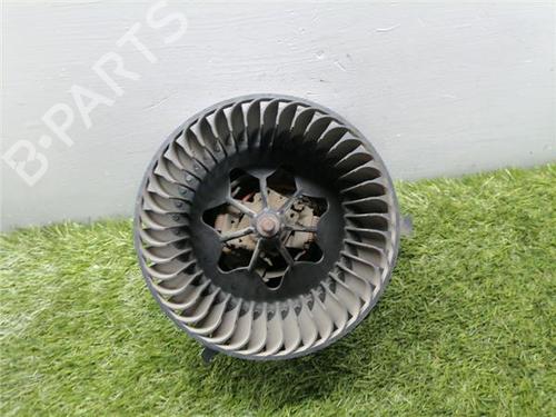 Used Heater blower motor AUDI A4 B8 (8K2) 2.0 TDI (143 hp) 31900861