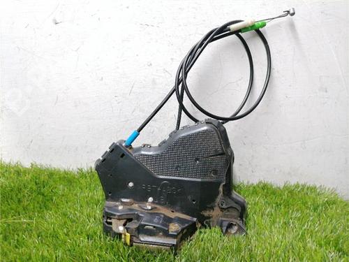 Used Front left lock Front left lock TOYOTA AVENSIS Saloon (_T25_) 2.0 D-4D (CDT250_, CDT250R) (116 hp) 36681883 36681883