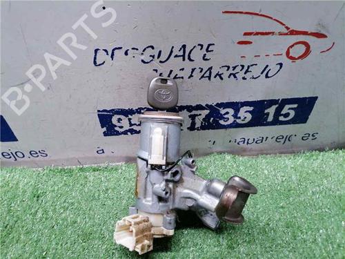 Switch TOYOTA RAV 4 II (_A2_) 2.0 D 4WD (CLA20_, CLA21_, CLA20R, CLA21R) | BP31899635I30