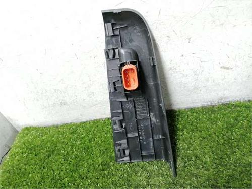 Right front window switch FORD TRANSIT COURIER B460 Box Body/MPV 1.5 TDCi | BP37061995I26 - Image 2