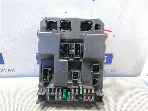 fuse-box-peugeot-307-3ac-2000-2001-2002-2003-2004-2005-2006-2007-2008-2009-2010-2011-2012-31890496 main image
