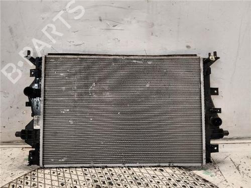 Used Water radiator Water radiator HYUNDAI IONIQ (AE) 1.6 GDI Hybrid (141 hp) 33562044 33562044