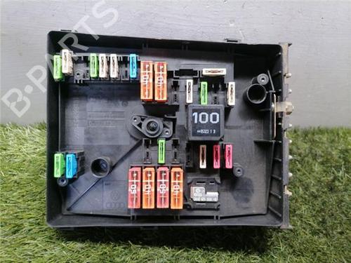 Used Fuse box Fuse box SEAT ALTEA (5P1) 1.9 TDI (105 hp) 36452982 36452982