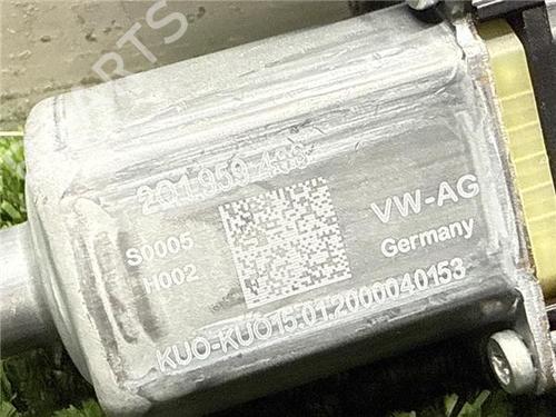 Right front window motor SEAT IBIZA V (KJ1, KJG) 1.0 MPi | BP32432115E20