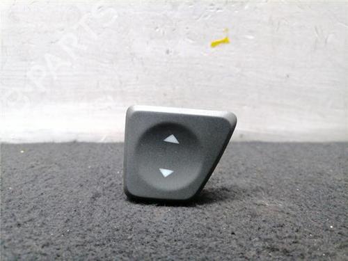 right-front-window-switch-fiat-500-312_-2007-33477955 main image