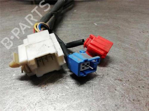 Switch KIA CARENS I MPV (FC, FJ) 1.8 i | BP31896436I30 