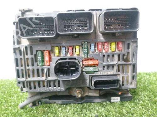 Used Fuse box Fuse box 36819836 36819836