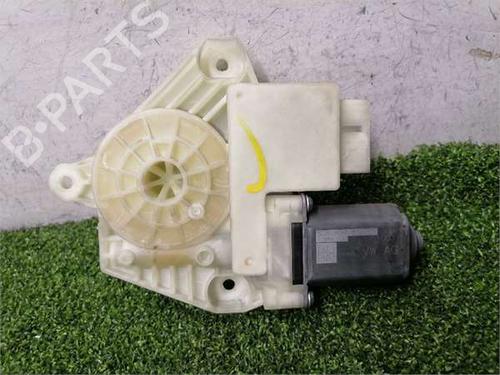 Used Right rear window motor Right rear window motor 38547795 38547795